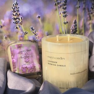 Scented candle withsoy wax and essential oils