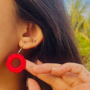 crochet round earrings red